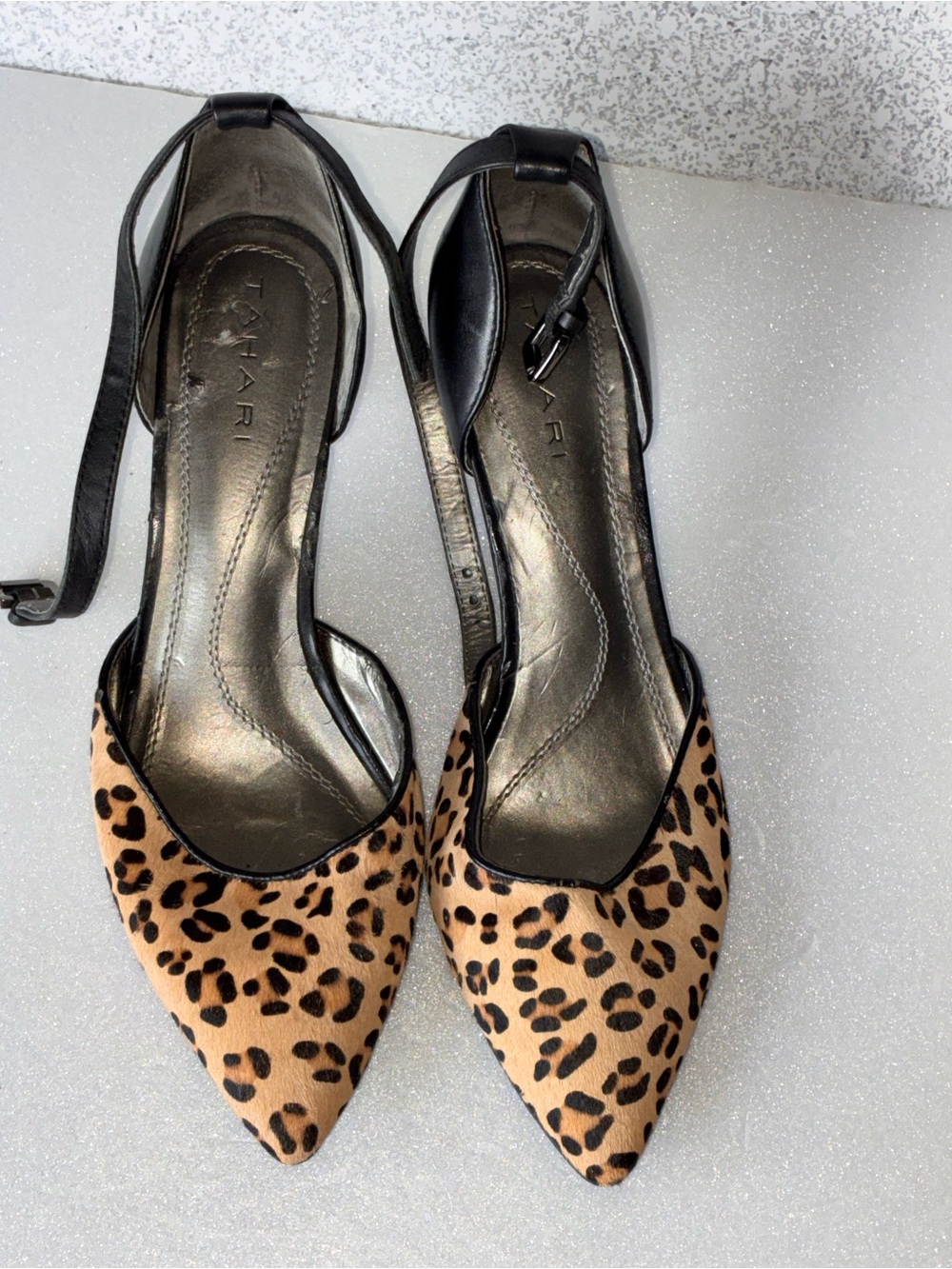 Tahari Leopard Print Pointed Toe Slingback Pumps - Tan & Black Sz 6.5